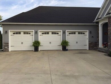 308 Dunloe Ct, Bucyrus, OH 44820 - photo 3