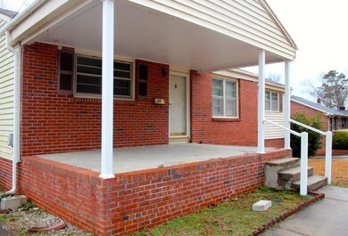 606 River St, Jacksonville, NC 28540 - photo 2