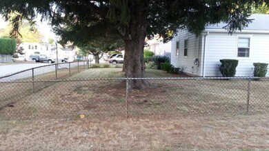 26 Laurel St, Johnston, RI 02919 - photo 6