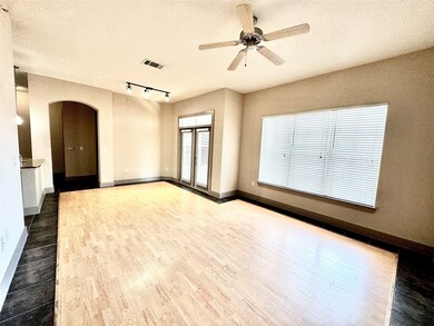 3660 Richmond Ave unit 266, Houston, TX 77046 - photo 3