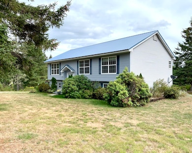150 Leach Point Rd, Perry, ME 04667 - photo 4