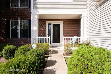 3052 Sawgrass Dr, Aurora, IL 60502 - photo 2