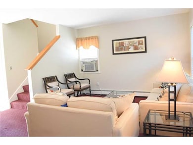 70 Houston Ave unit H, Newport, RI 02840 - photo 4