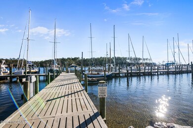 414 Whittaker Point Rd E4