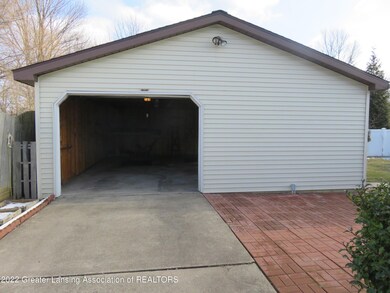 5313 Hughes Rd, Lansing, MI 48911 - photo 3