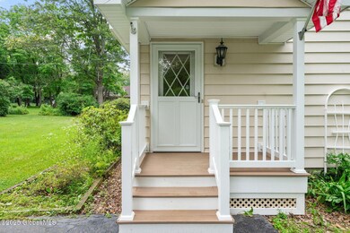 50-web-or-mls-862-sacandaga-rd