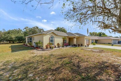 366 Glenridge Loop N, Lakeland, FL 33809 - photo 2