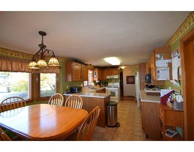 6 Hazel Cir, Randolph, MA 02368 - photo 4