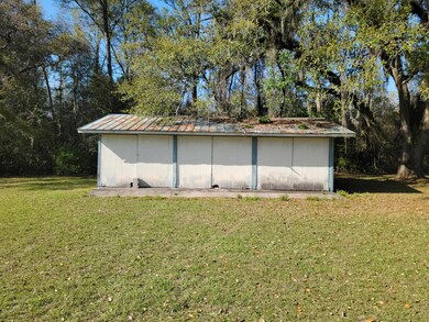 84 Crystal Ln, Crawfordville, FL 32327 - photo 2