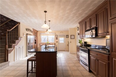 49 Pleasant View Ave, Greenville, RI 02828 - photo 3