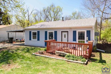 3121 SW Fillmore St, Topeka, KS 66611 - photo 2