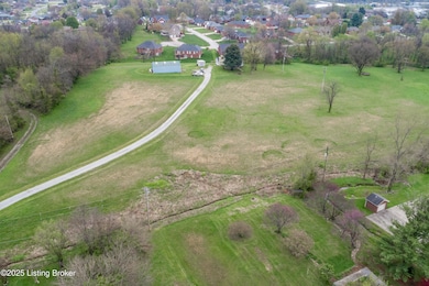 1107 N 3rd St, Bardstown, KY 40004 - photo 5