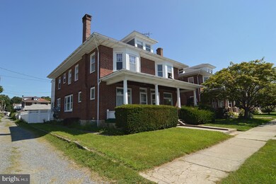 2233 Spring St, Reading, PA 19609 - photo 3