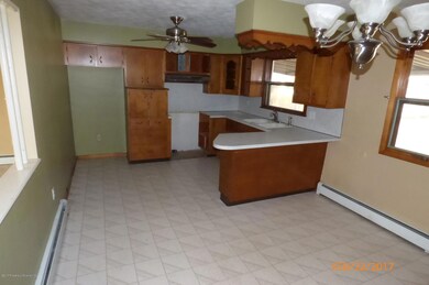 1730 Bulwer St, Scranton, PA 18504 - photo 4