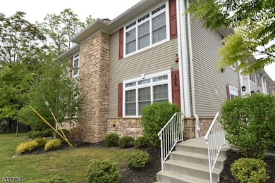 195 W Scott Ave unit 205, Rahway, NJ 07065 - photo 2