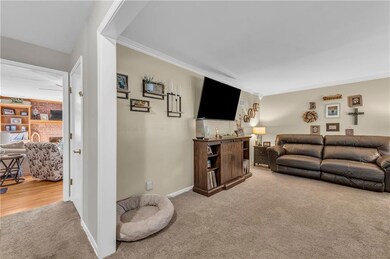 1300 NW Hearnes Ave, Blue Springs, MO 64015 - photo 6