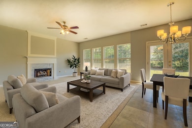 2404 Lake Cove Ct, Lithonia, GA 30058 - photo 6