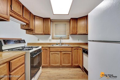 7681 Virda Lee Cir, Anchorage, AK 99507 - photo 7