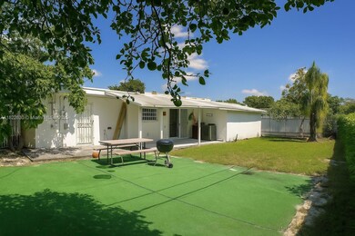 5348 W 14th Ave, Hialeah, FL 33012 - photo 5