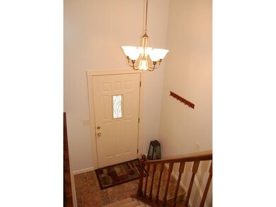 Entry/Foyer.