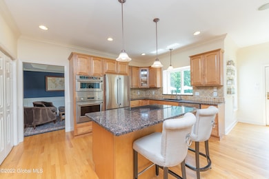 Large Kitchen