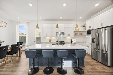 35425 Woodtrace Cir, Pinehurst, TX 77362 - photo 5