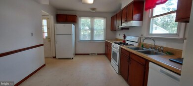 603 Maryland Rd, Glassboro, NJ 08028 - photo 5