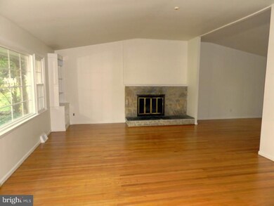 383 Friendship Dr, Paoli, PA 19301 - photo 3