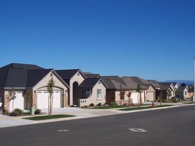 627 Rogue River Way, Redding, CA 96003 - photo 5