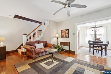 6 Swan Rd, Livingston, NJ 07039 - photo 5