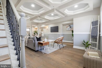 3927 Stokes Dr, Baltimore, MD 21229 - photo 2