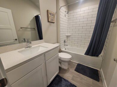 12111 Bear River Dr, Conroe, TX 77384 - photo 5