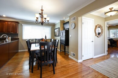 2 Dunbar Ln, Rolling Meadows, IL 60008 - photo 5