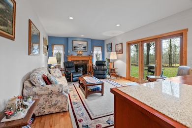 13 Stackpole Rd, Bethel, VT 05032 - photo 3