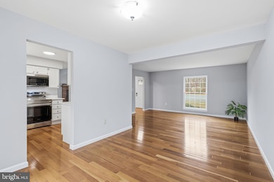 12651 Peak Ct, Manassas, VA 20112 - photo 4