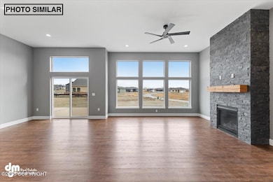 10-LIVINGROOM_SSD_IMG_5-8955