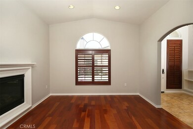 14672 Oak Rd, Sylmar, CA 91342 - photo 5