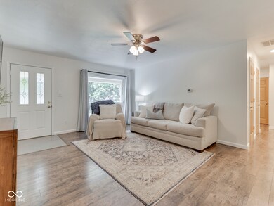 1210 E Adams Dr, Franklin, IN 46131 - photo 3