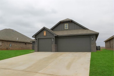 621 Honey Springs Ln, Shawnee, OK 74804 - photo 2