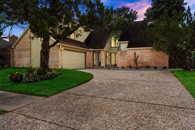 10315 Piping Rock Ln, Houston, TX 77042 - photo 5