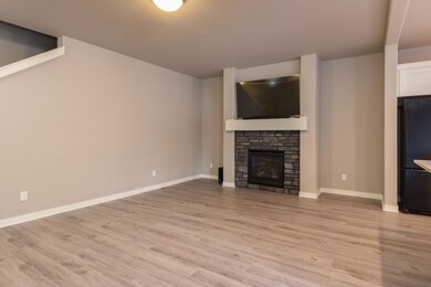 60471 Hedgewood Ln, Bend, OR 97702 - photo 3