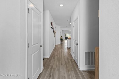 8-WeGoFar_150FieldFlowerWay_008