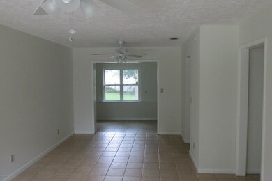 6721 Zircon Dr, Jacksonville, FL 32210 - photo 3