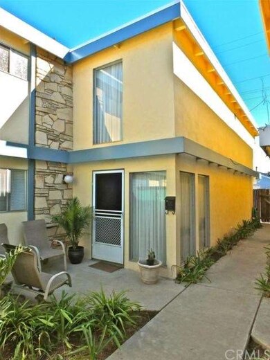 Entrance to rear unt with private patio