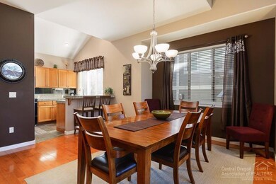 1314 Highland View Loop, Redmond, OR 97756 - photo 5