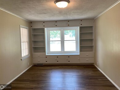 218 E Washington St, Osceola, IA 50213 - photo 7