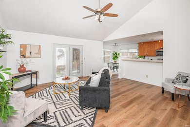 3311 S Tulip Ave, Bloomington, IN 47403 - photo 4