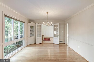 2345 Dale Dr, Falls Church, VA 22043 - photo 4