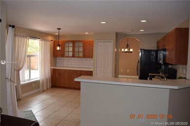 10939 NW 47th Ln, Doral, FL 33178 - photo 6