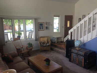 Living Room to Entry